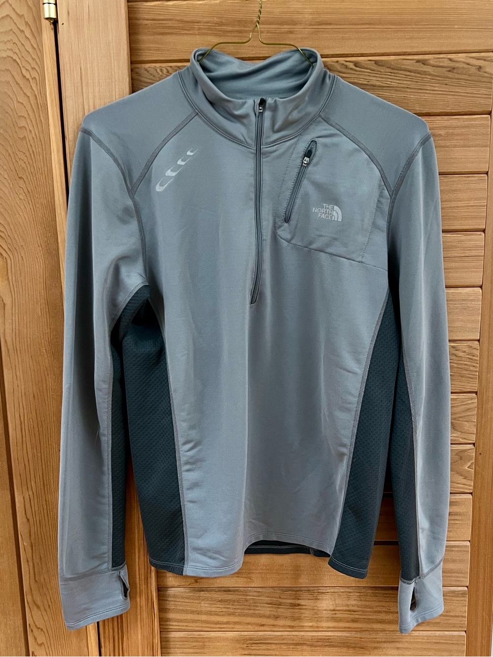 The North Face Mens Medium Gray 1/4 Zip Flight Series Long Sleeve Athletic Top